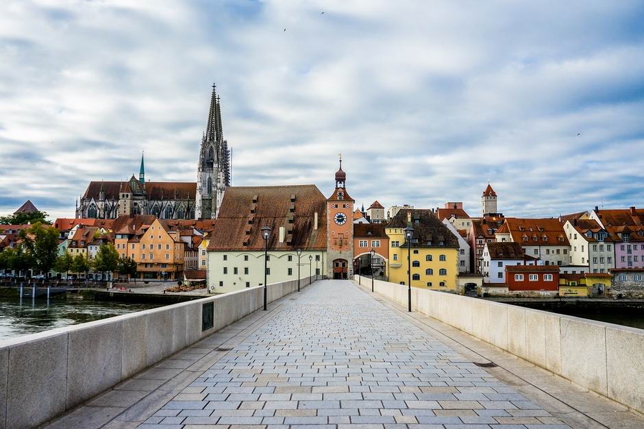 Regensburg Steinerne Brücke